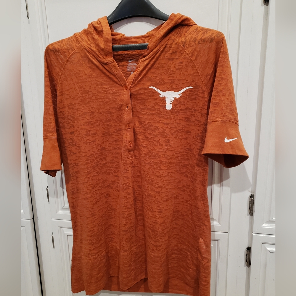 Nike Women's Vintage UT Shirt with Hoodie
